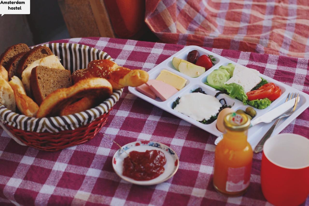 Amsterdam Hostel บากู ภายนอก รูปภาพ